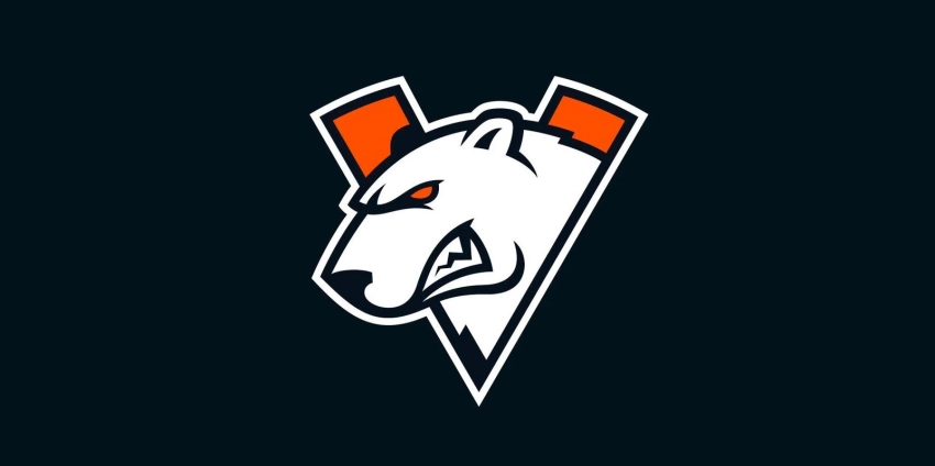 Игрок Virtus.pro по Dota 2 унизил Daxak и заявил что «спас команду» за секунду